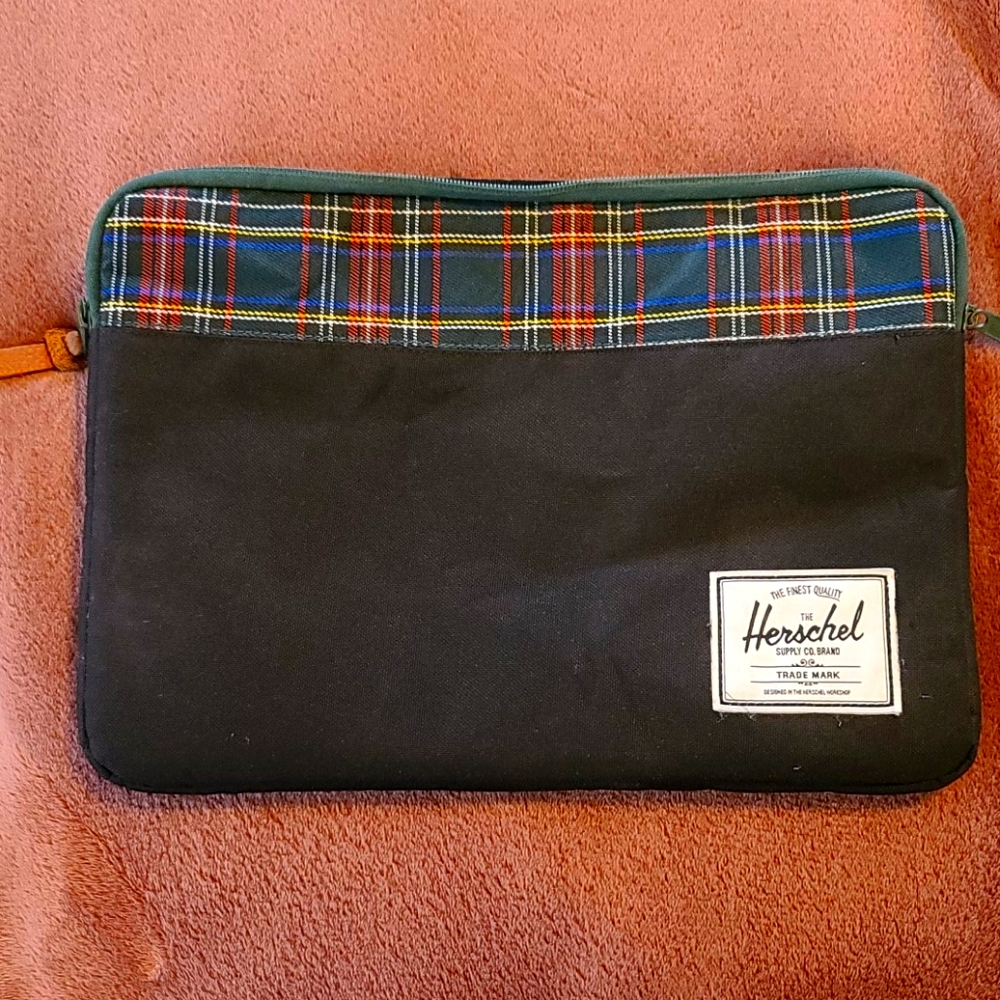 Herschel Laptop Case